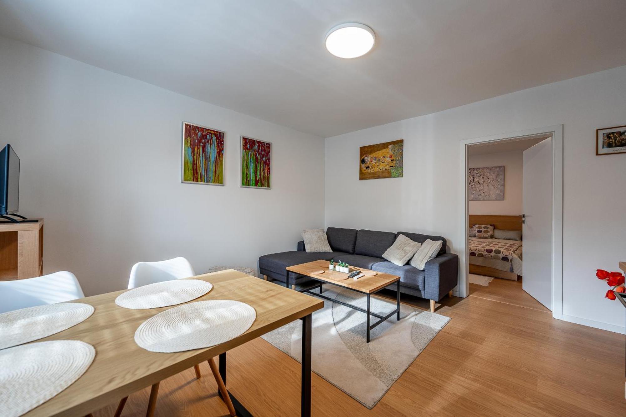 3 Room Private Flat Kosice City Center Fresh And New! Exteriör bild
